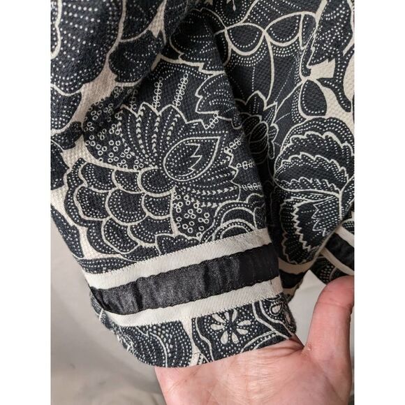 Whitehouse Black Market Skirt Size‎ 8 fit an flare - Picture 4 of 8